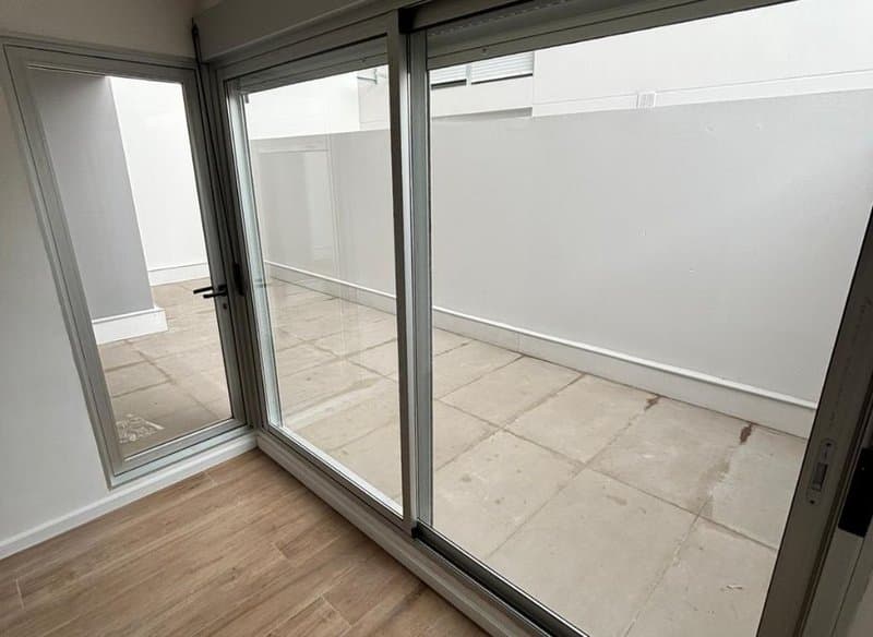 Alquiler apartamento 1 dormitorio con patio Buceo Torre Italia 107