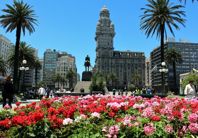 10 Razones para Invertir en Uruguay