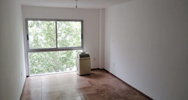 Alquiler apartamento Monoambiente Centro Strenuus 504 $17.500