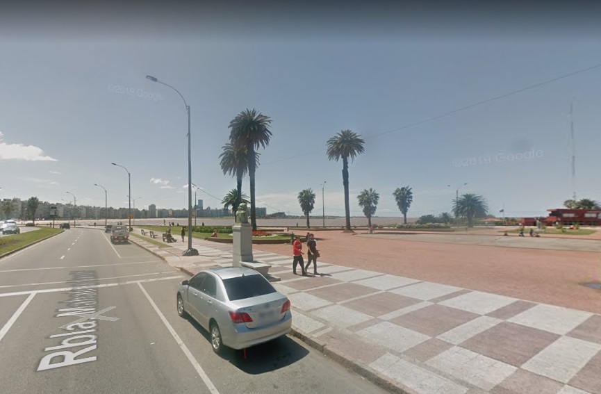 Plaza Trouville y Rambla-