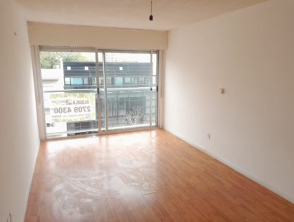 Alquiler Apartamento monoambiente con garaje Pocitos $18.500