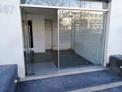 Venta local comercial sobre Av. Italia con renta frente al Parque Batlle