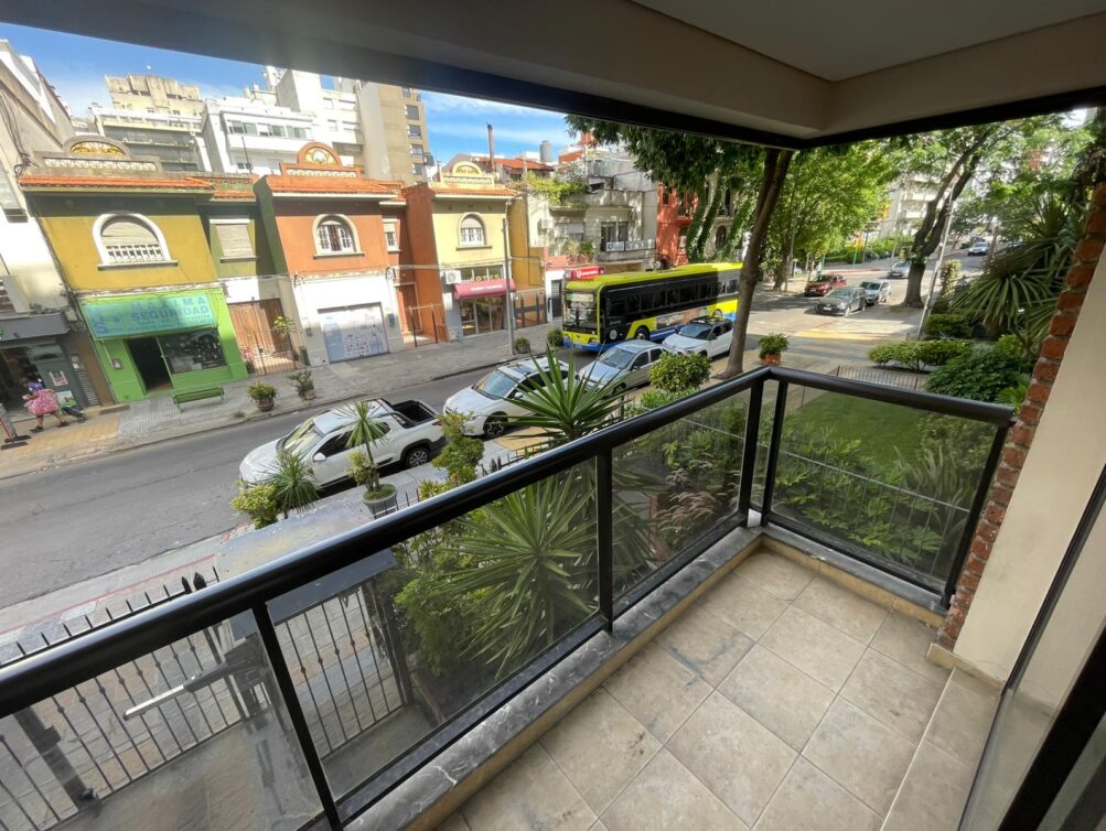 WhatsApp Image 2025-12-11 at 15.51.06 (1)