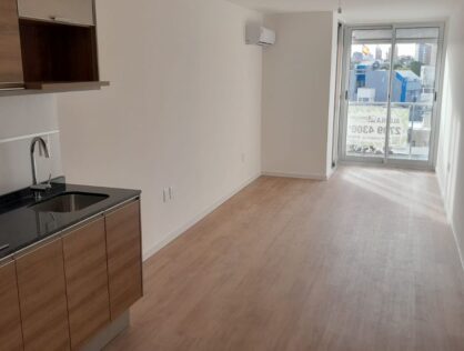 Alquiler apartamento monoambiente Parque Batlle Ombú Plaza 401 $19.500