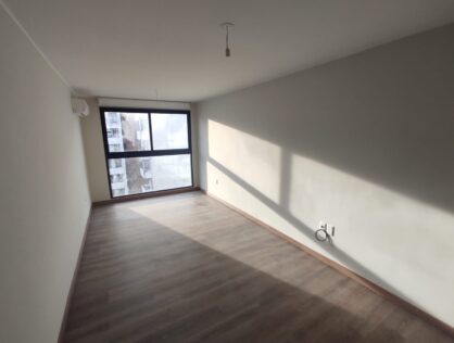 Alquiler apartamento monoambiente Pocitos Harbor Bay 805 $23.500