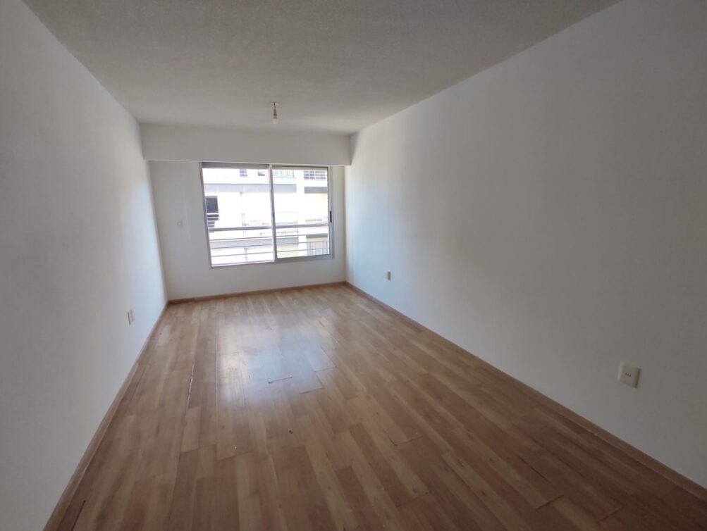 WhatsApp Image 2025-11-03 at 16.58.17 (1)