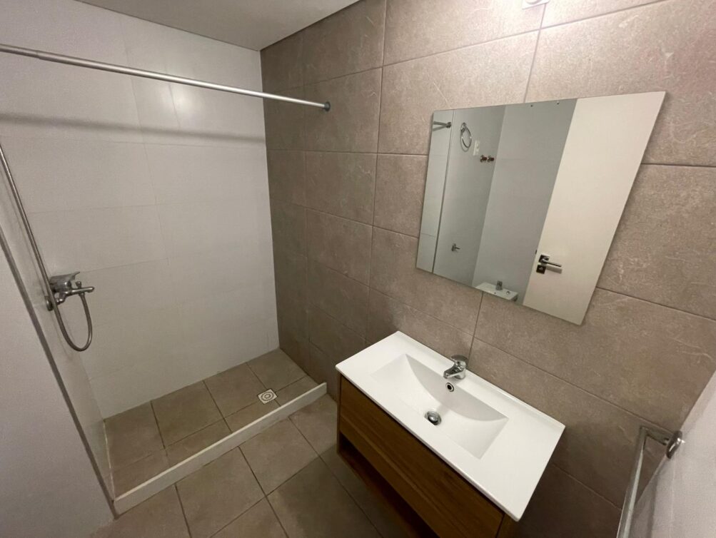 WhatsApp Image 2025-11-25 at 10.04.46 (2)