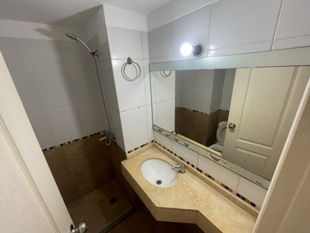 WhatsApp Image 2025-11-28 at 10.53.36